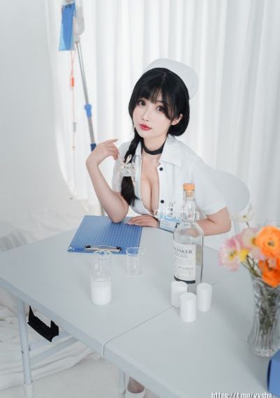 阶梯下的伯爵夫人_在线免费观看电影