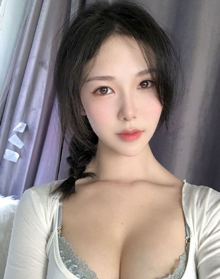 美丽的姑娘电影免费看_BD国语电影在线观看