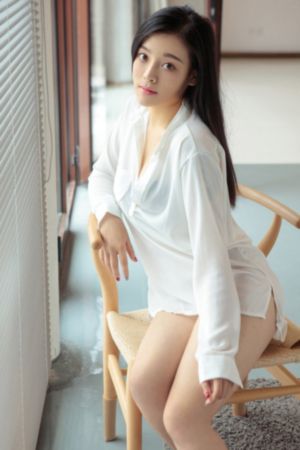 白洁在公交车上_1080P免费播放