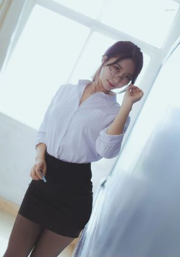 那小子看胆真准_4K免费高清观看