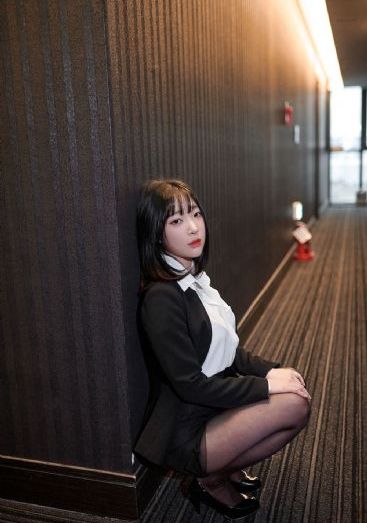 年轻的嫂子2韩国_剧情片免费全集观看